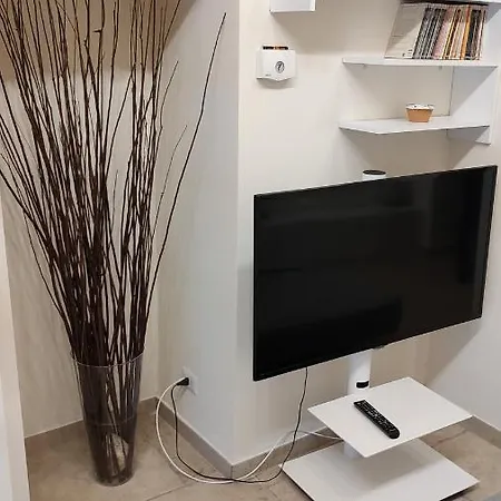 Barimetro Garden Apartment